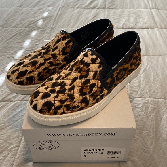 Steve Madden Shoes - Steve Madden loafer shoe